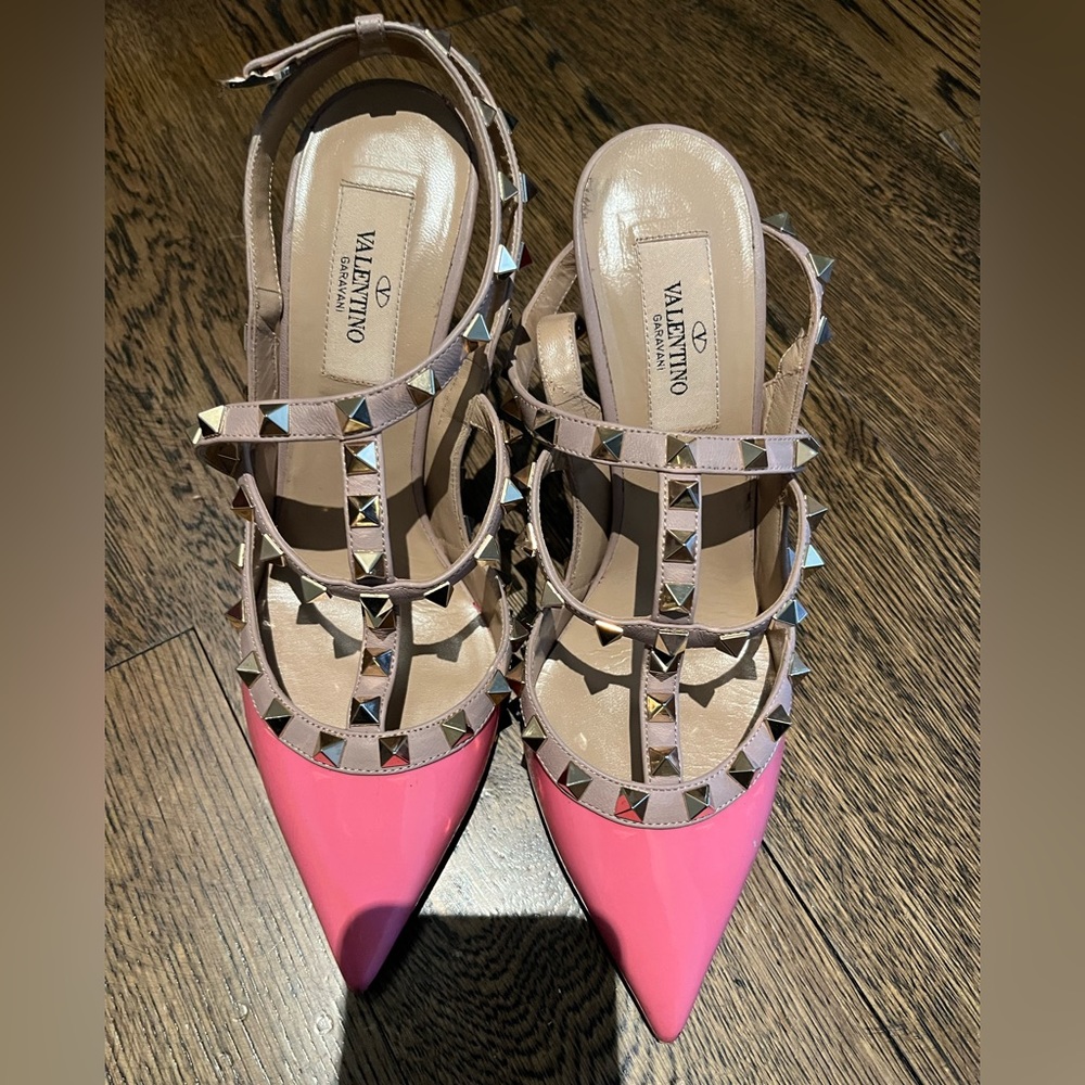 Valentino pink rockstud
